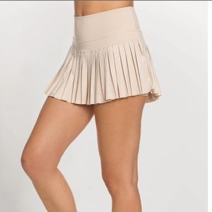NWT Light Pink (not beige) Gold Hinge Pleated Skirt